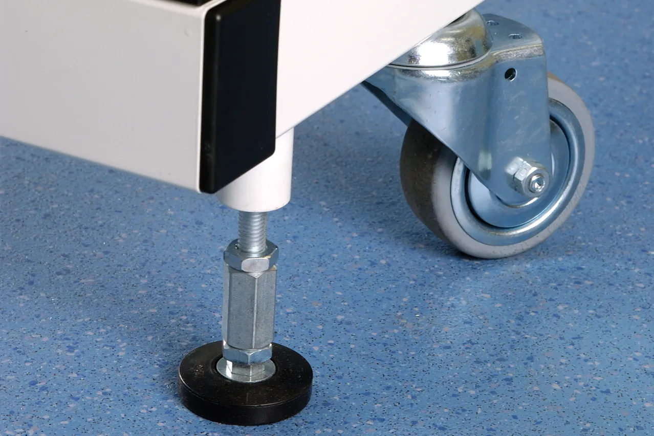 flexilab-workstations5 W.E. Marson laboratory furniture